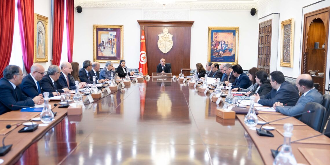 وضعيّة شركة الخطوط التونسية وبرنامج إعادة هيكلتها محور مجلس وزاري مضيق