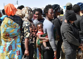 المهاجرون غي  النظاميين: وزير الصحّة يؤكّد متابعة الوزارة وضعهم الصحّي عن قرب