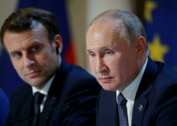 اعتبرته معاديا لروسيا: موسكو تدين اقتراح الرئيس الفرنسي وضع الحلفاء الأوروبيين تحت حماية الأسلحة النوويّة الفرنسيّة