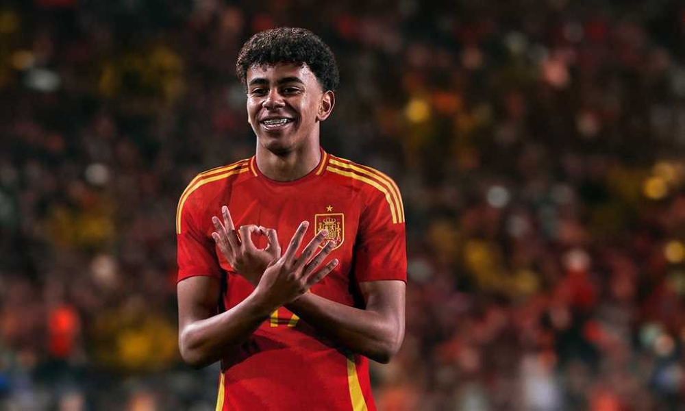 لامين يامال يدخل تاريخ المنتخب الإسباني كأول لاعب يصوم رمضان – تونس مباشر لامين يامال يدخل تاريخ المنتخب الإسباني كأول لاعب يصوم رمضان – تونس مباشر