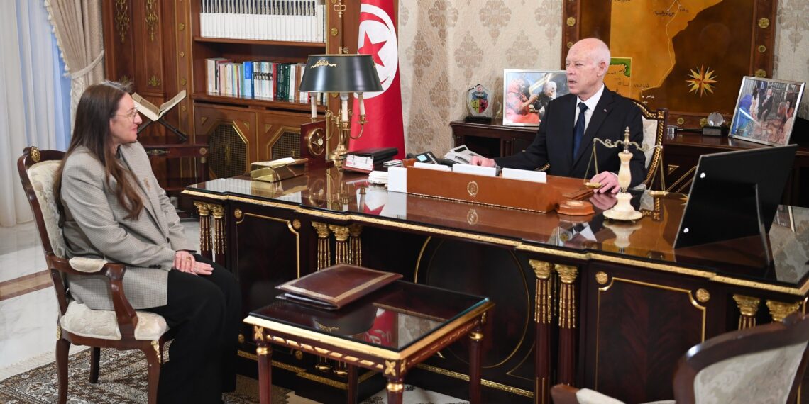 رئيس الجمهورية يسدي تعليماته بضرورة التحسب للنفقات الطارئة والاضافية على مستوى المالية العمومية لإعادة بناء عدة مرافق عمومية