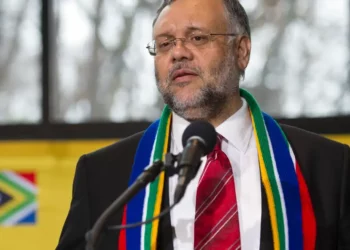 بعد طرد السفير الجنوب-افريقي…التوتّر يتصاعد بين بريتوريا وواشنطن