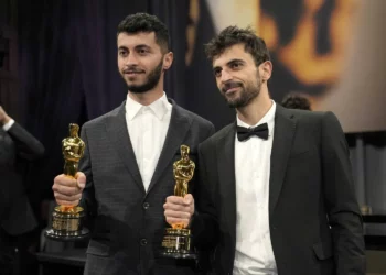 سينما: “لا أرض أخرى” الفلسطيني يحصد الأوسكار…ووزير الثقافة الإسرائيلي يعتبر تكريمه لحظة حزينة