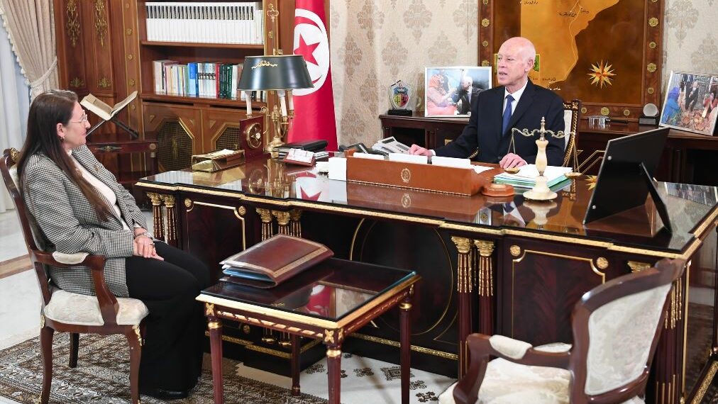 لدى استقباله وزيرة المالية: قيس سعيّد يؤكّد على ضرورة العدل والانصاف في تحديد نسب الضرائب