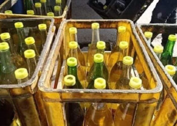 جهات-بنزرت: حجز 216 لترا من الزيت المدعّم لدى أحد التجّار بمدينة رفراف