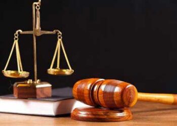 جهات-قصر السعيد-تونس: عائلة عون سجون معزول تعتدي بالعنف الشديد على عون أمن