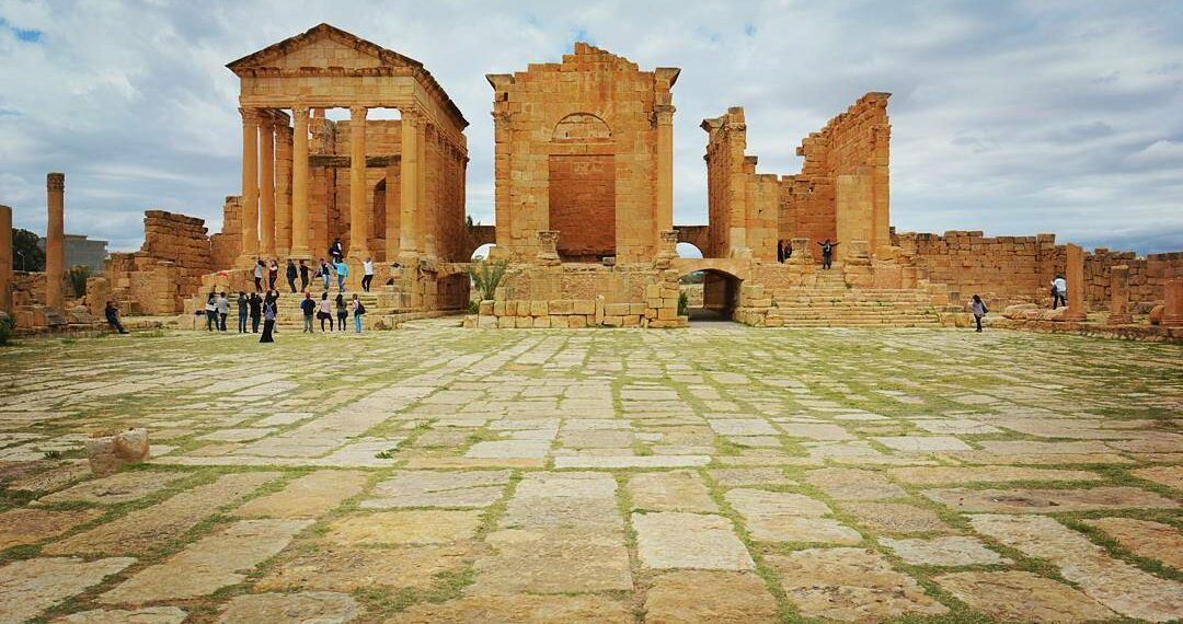 اقتصاد: تطور المداخيل السياحية بنسبة 5 % خلال الثلاثي الأول من سنة 2025