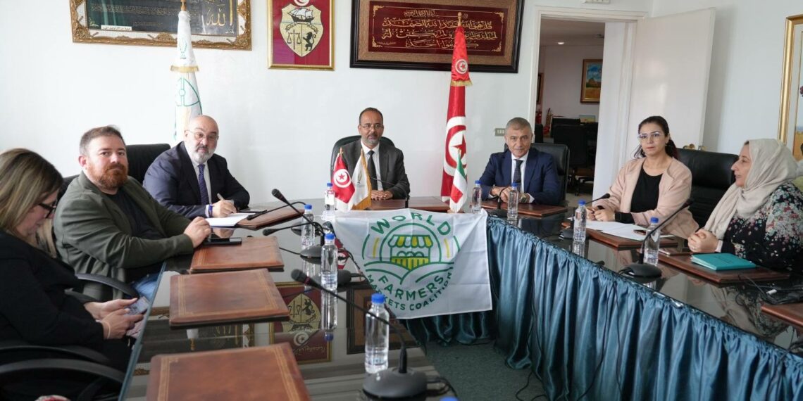 بالاعتماد على التجربة الإيطالية: اتحاد الفلاحة والصيد البحري يطلق شبكة مسترسلة لأسواق الفلاحين