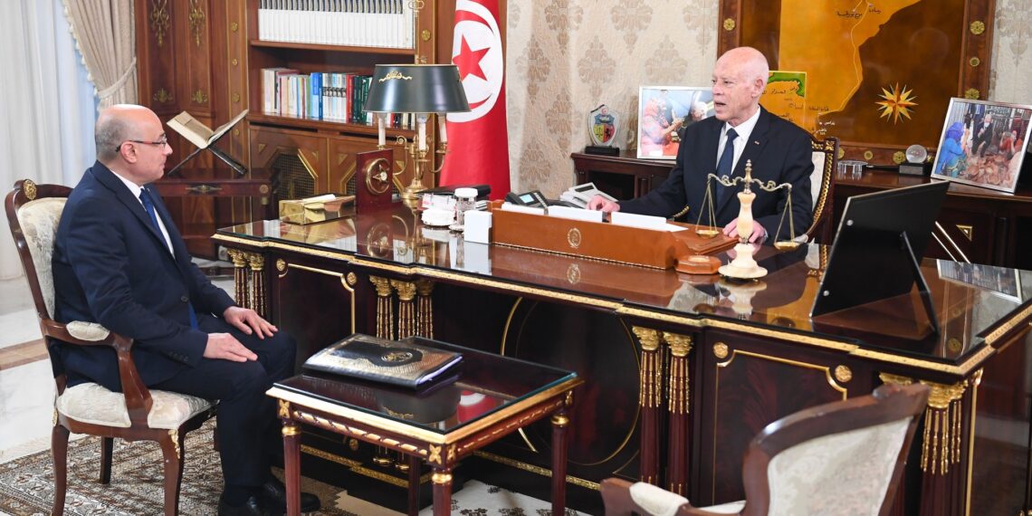 رئيس الجمهورية يؤكد مُجدّدا رفض تونس القاطع لأن تكون معبرا أو مقرّا