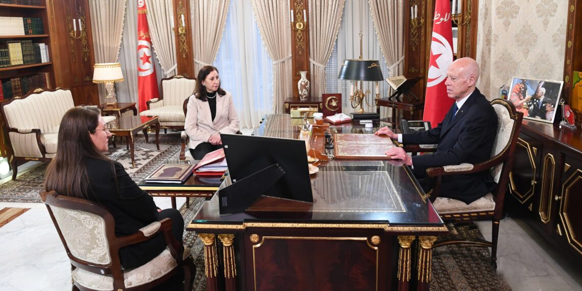 سبل التعهد بعدد من المؤسسات التربوية ابرز محاور اجتماع رئيس الجمهورية برئيسة الحكومة ووزيرة المالية