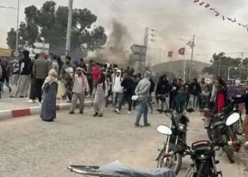 المزونة: تواصل المواجهات بين المحتجين والأمن وهذه مطالب أهالي الجهة