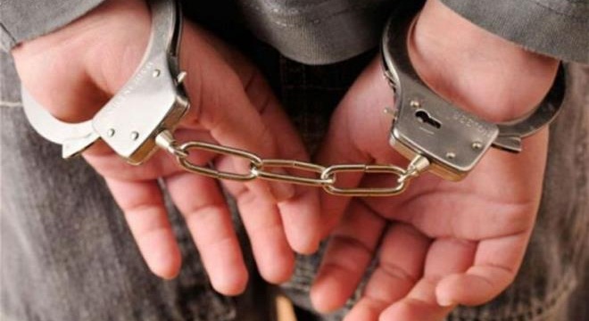 جهات-بن عروس: القبض على مجرم متورّط في الاتجار بالأشخاص وتهريب المهاجرين عبر الحدود الغربية لولاية القصرين