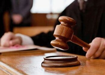 في عريضة أمضى عليها 46 استاذ قانون: “انتهاكات صارخة” شابت محاكمة قضية “التآمر على أمن الدولة”