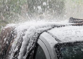 الطقس هذه الليلة: أمطار متفرقة بالشمال والوسط وتساقط البرد بصفاقس وقفصة