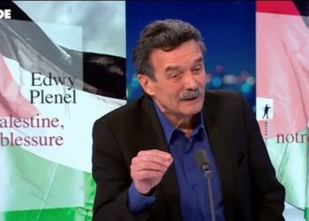 يقولون ولا يفعلون