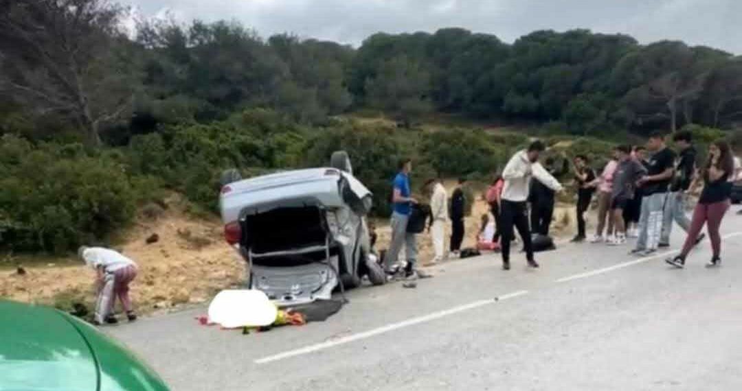 بنزرت: حادثا مرور تسببا في وفاة تلميذة وإصابة 12 آخرين كانوا يحتفلون ب”الباك سبور”