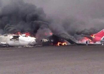 اليمن :إسرائيل تشن سلسلة غارات على مطار صنعاء الدولي