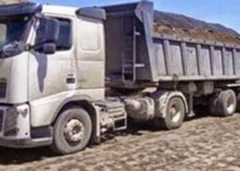 قفصة: منع مرور الشاحنات المحملة بالفسفاط بوسط المدينة كامل أيام الأسبوع