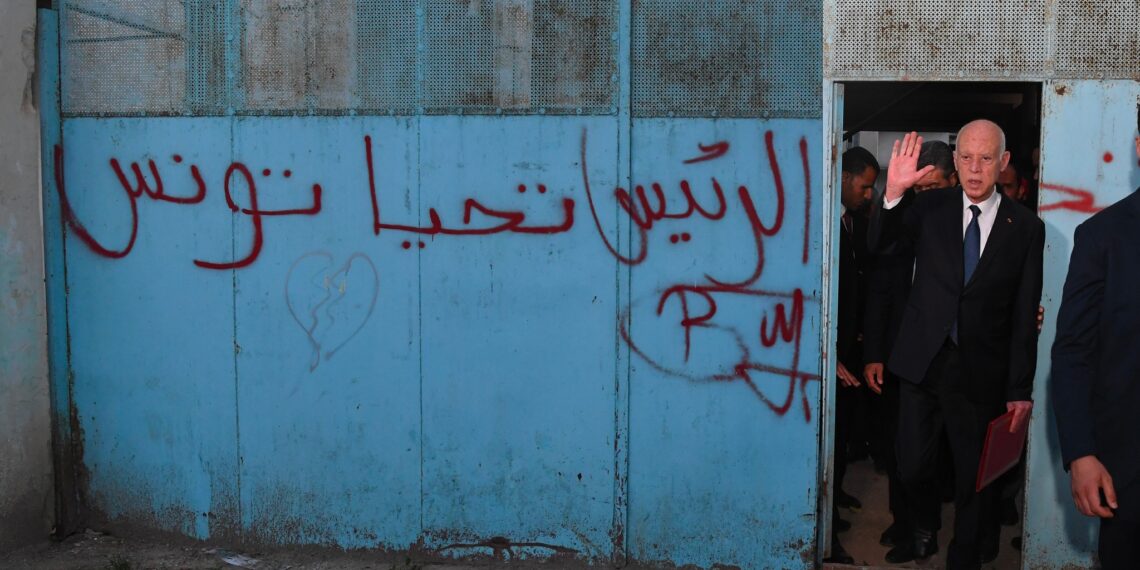 الدهماني: رئيس الجمهورية يزور مطحنة أبة قصور