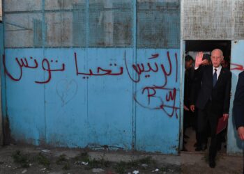 الدهماني: رئيس الجمهورية يزور مطحنة أبة قصور