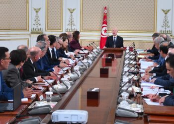 رئيس الجمهورية يشرف على اجتماع مجلس الوزراء