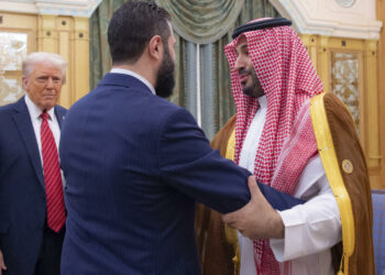 بعد إعلان رفع العقوبات على سوريا…هذه مطالب ترامب الخمسة من أحمد الشرع