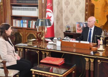 رئيس الجمهورية يؤكد لدى استقباله رئيسة الحكومة ضرورة منح الاولوية المطلقة للعدالة الاجتماعية