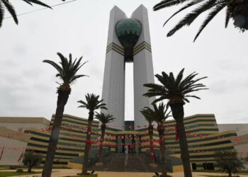 إشارات أحمد الحمروني: أنتلّجنسيا