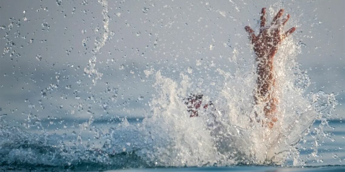 المهدية: فاجعة تودي بحياة الأب وابنه غرقًا…والبحث جارٍ للعثور على البنت