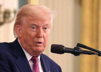 ترامب يطلب إخلاء طهران فورا…هل تضرب أمريكيا العاصمة الايرانية؟