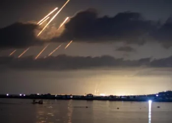 إيران تعلن: لن نتفاوض أثناء تعرضنا للهجوم