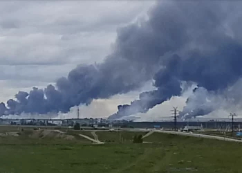 اوكرانيا تنفذ عملية ” واسعة النطاق” وتستهدف قواعد روسية في سيبيريا