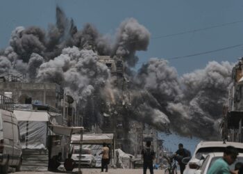 غزة-مباشر: اسرائيل تصعّد من عملياتها العسكرية…وسقوط عشرات الشهداء والمصابين