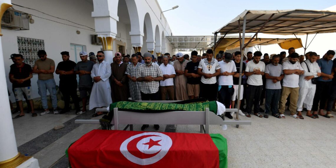 القيروان: جنازة رمزية لهشام ميراوي الذي قتله فرنسي عنصري