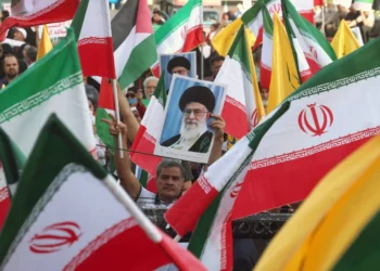 علي خامنئي للإيرانيين: أهنّئكم على النّصر على النّظام الإسرائيلي