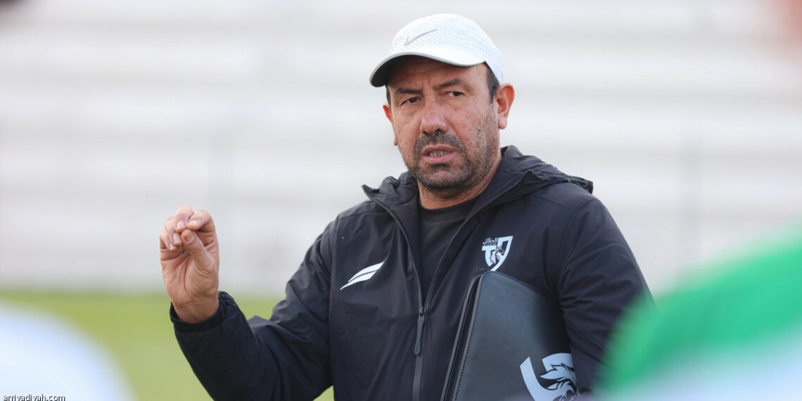 كرة القدم: محمد الكوكي مدرّبا جديدا للنادي الرياضي الصفاقسي