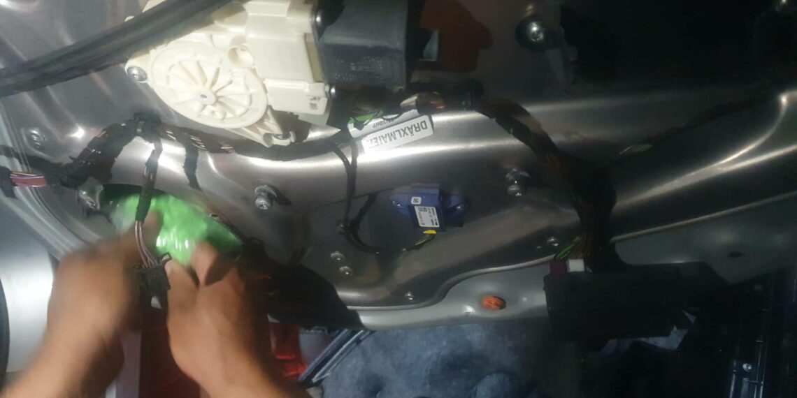 راس جدير: حجز مواد مخدّرة من نوع الإكستازي والكوكايين داخل سيّارتين