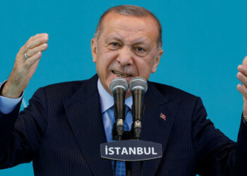 اردوغان: اسرائيل أكبر عقبة أمام السلام بالشرق الأوسط