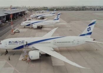 خوفًا من صواريخ إيران…إسرائيل تبعد طائراتها المدنيّة إلى الخارج