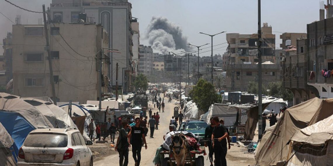 غزة-مباشر: استشهاد 31 فلسطينيا في هجوم اسرائيلي على نقطة لتوزيع المساعدات برفح