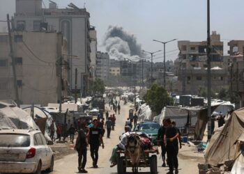 غزة-مباشر: استشهاد 31 فلسطينيا في هجوم اسرائيلي على نقطة لتوزيع المساعدات برفح