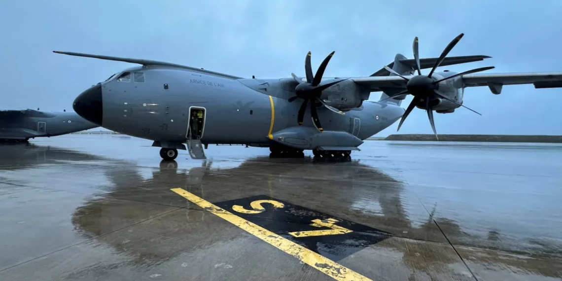 فرنسا ترسل طائرة عسكرية لإجلاء مواطنيها من اسرائيل