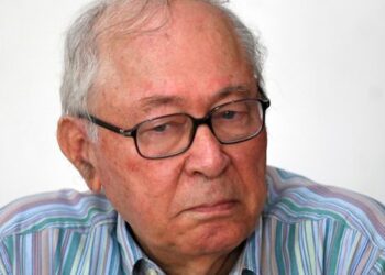 ثقافة: عبد الجليل التميمي يفوز بجائزة العويس للدراسات الانسانية