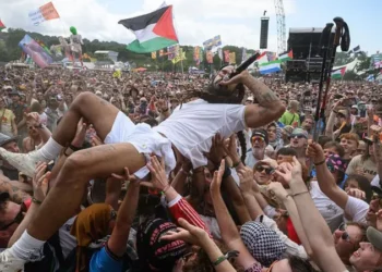 إنقلترا: هتافات ضدّ الجيش الاسرائيلي في مهرجان موسيقي…والحكومة تدين