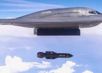 أعلن دونالد ترامب أن الولايات المتحدة نفذت هجمات على ثلاثة مواقع نووية إيرانية