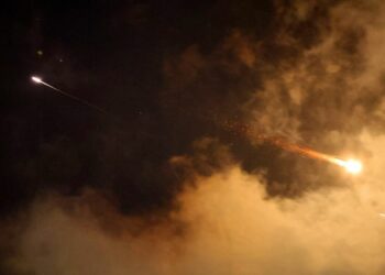 إيران: الحرس الثوري يعلن استهدافه لقاعدة العُديد بضربة صاروخية ردّا على الهجوم الامريكي