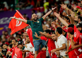 إشارات أحمد الحمروني: رياضة و نغم