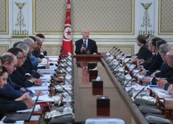 رئيس الجمهورية يشرف على اجتماع مجلس الوزراء