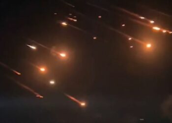 عاجل-صواريخ إيرانية استهدفت محطة الكهرباء في الخضيرة الاسرائيلية