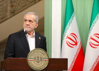 الرئيس الإيراني يجدد التأكيد: إيران لا تسعى لامتلاك أسلحة نووية